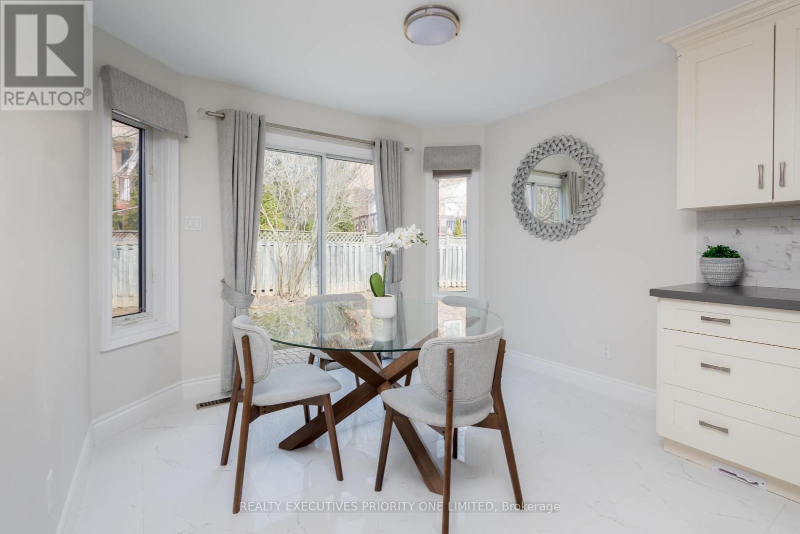 56 Nelson Circle, Newmarket, Ontario  L3X 1R2 - Photo 15 - N12868996