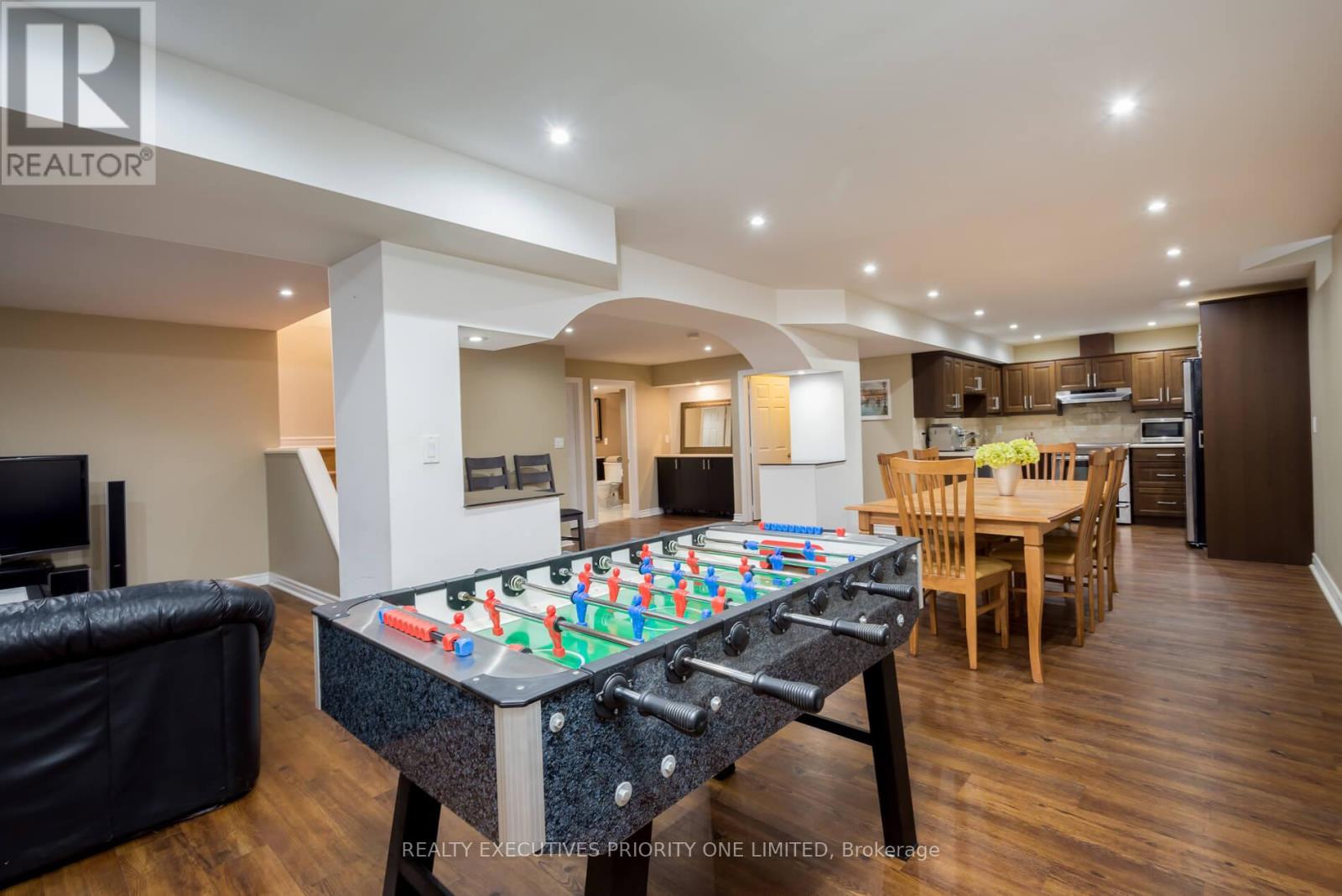 56 Nelson Circle, Newmarket, Ontario  L3X 1R2 - Photo 33 - N12868996