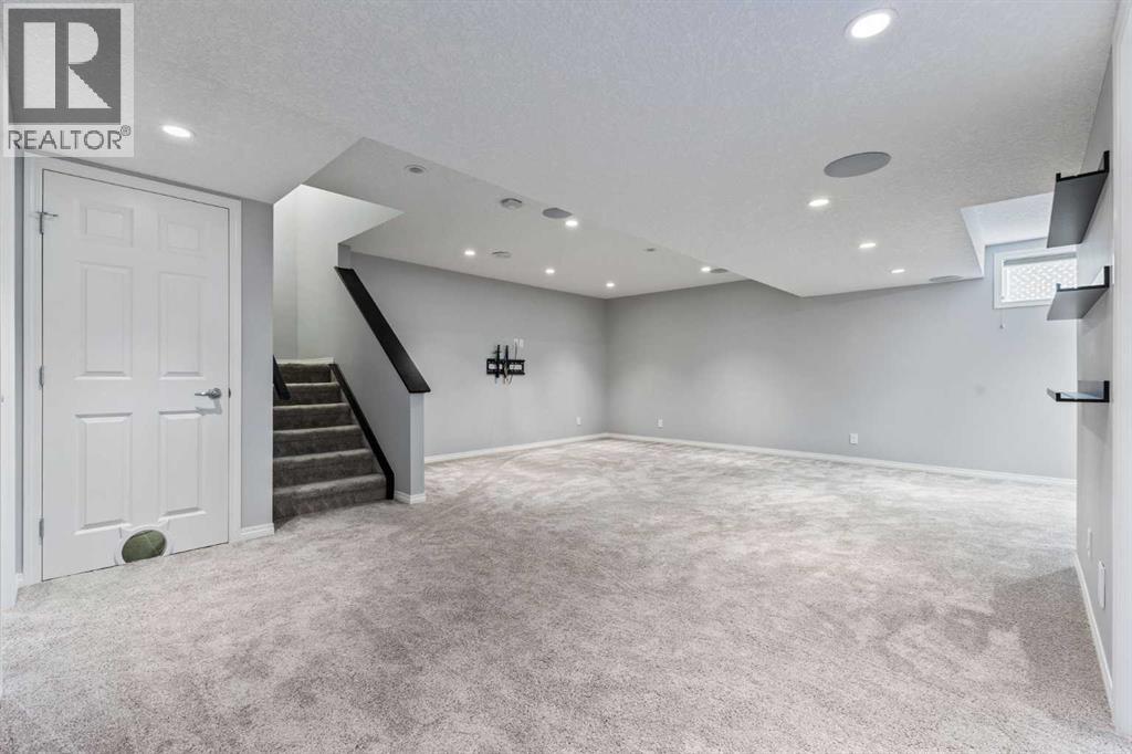 11 Simcoe Crescent Sw, Calgary, Alberta  T3H 4K6 - Photo 35 - A2292695