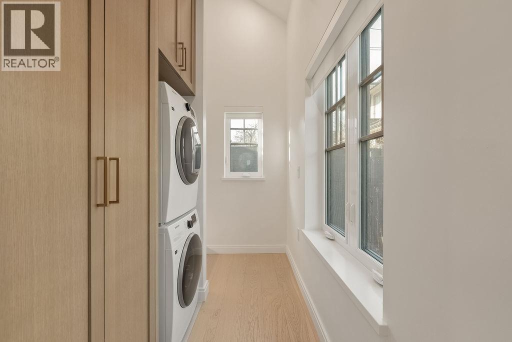 2544 Grant Street, Vancouver, British Columbia  V5K 3G7 - Photo 11 - R3098884