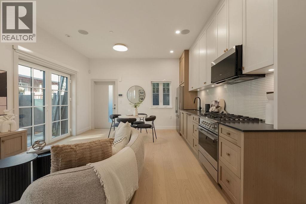 2544 Grant Street, Vancouver, British Columbia  V5K 3G7 - Photo 8 - R3098884