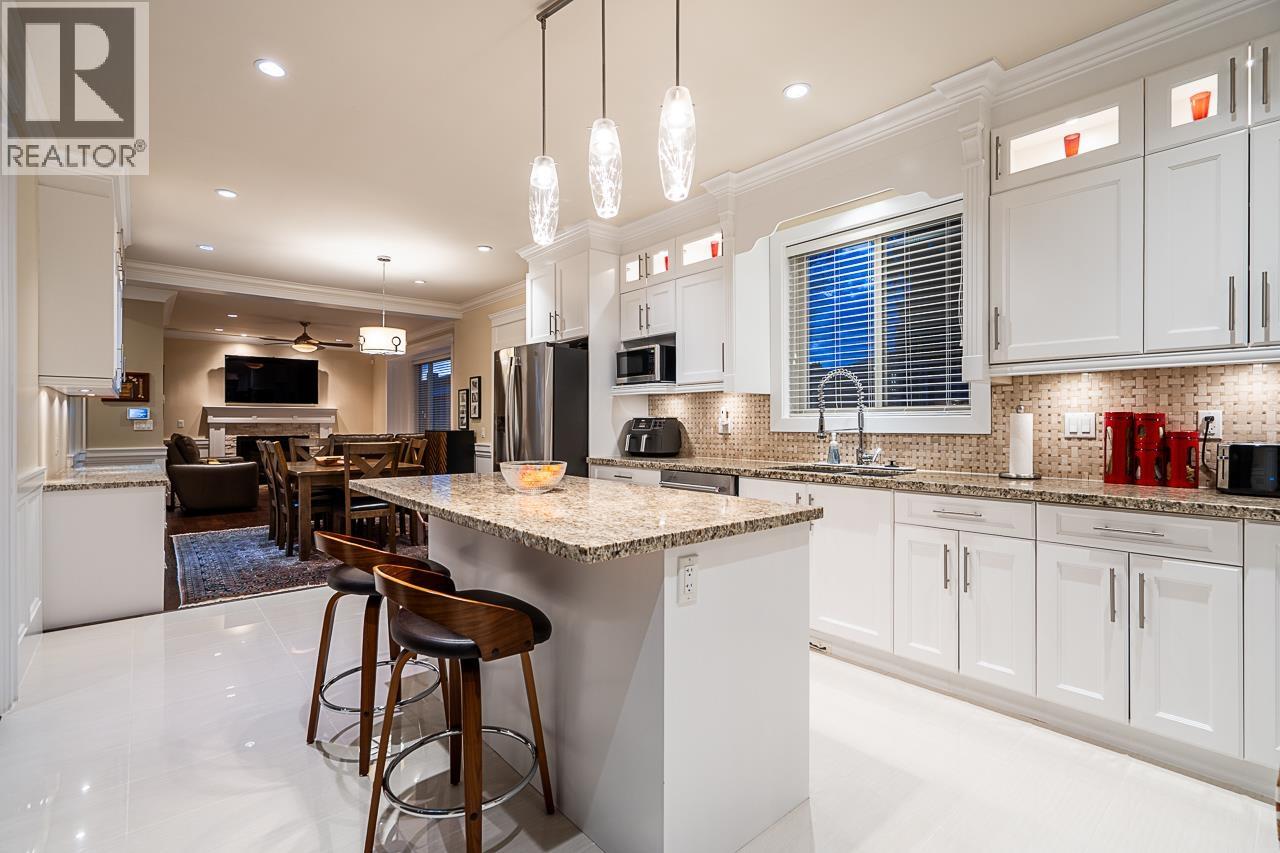 8445 15th Avenue, Burnaby, British Columbia  V3N 1Y1 - Photo 14 - R3098865