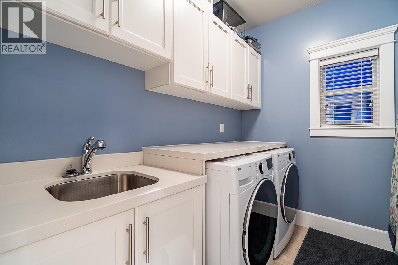 8445 15th Avenue, Burnaby, British Columbia  V3N 1Y1 - Photo 24 - R3098865