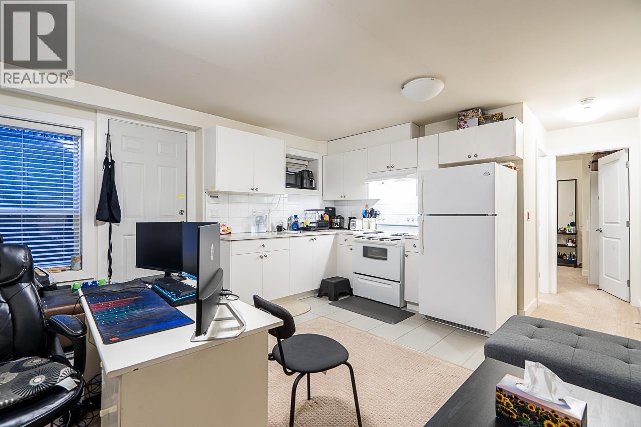 8445 15th Avenue, Burnaby, British Columbia  V3N 1Y1 - Photo 26 - R3098865