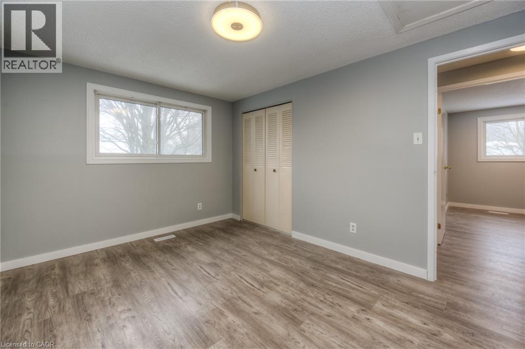 74 Helene Crescent, Waterloo, Ontario  N2L 5E5 - Photo 13 - 40809925