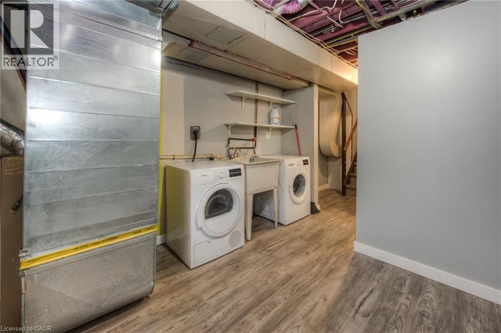 74 Helene Crescent, Waterloo, Ontario  N2L 5E5 - Photo 25 - 40809925