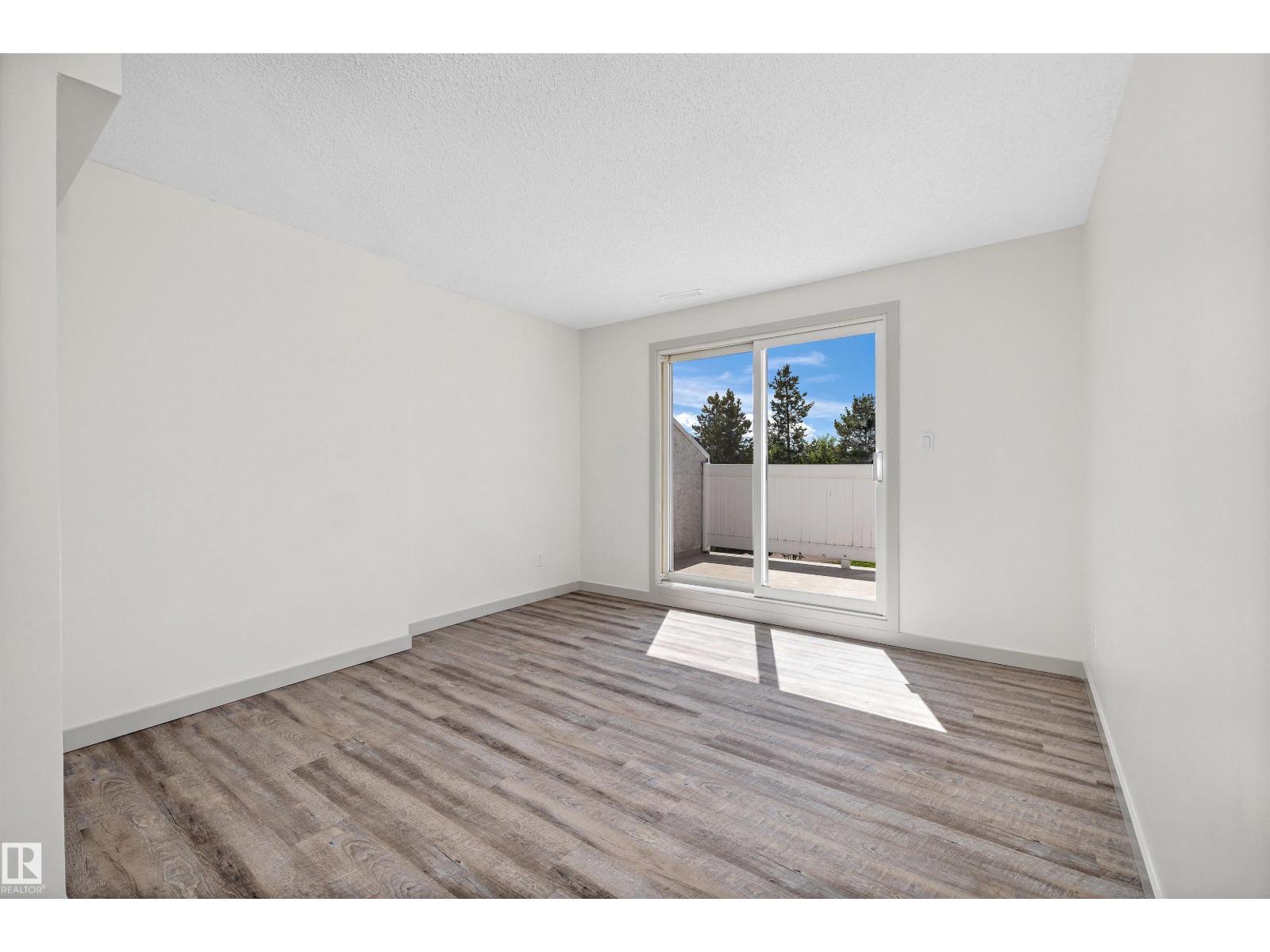 189 Lancaster Tc Nw, Edmonton, Alberta  T5X 5T2 - Photo 12 - E4473282