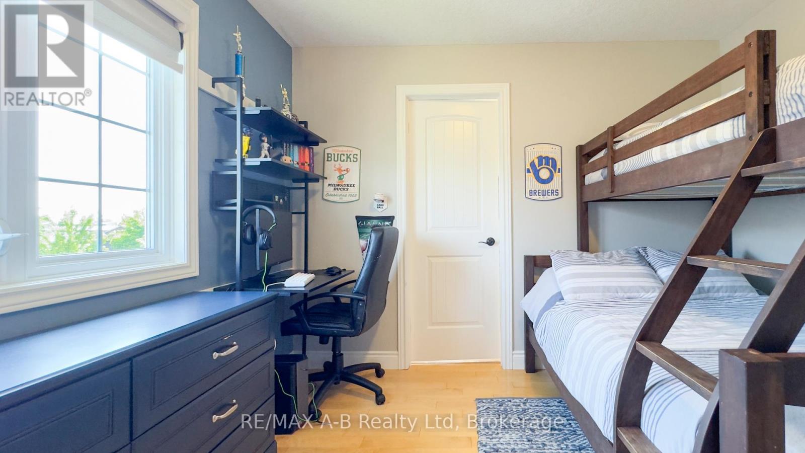 77 Guest Court, St. Marys, Ontario  N4X 1E5 - Photo 35 - X12873012