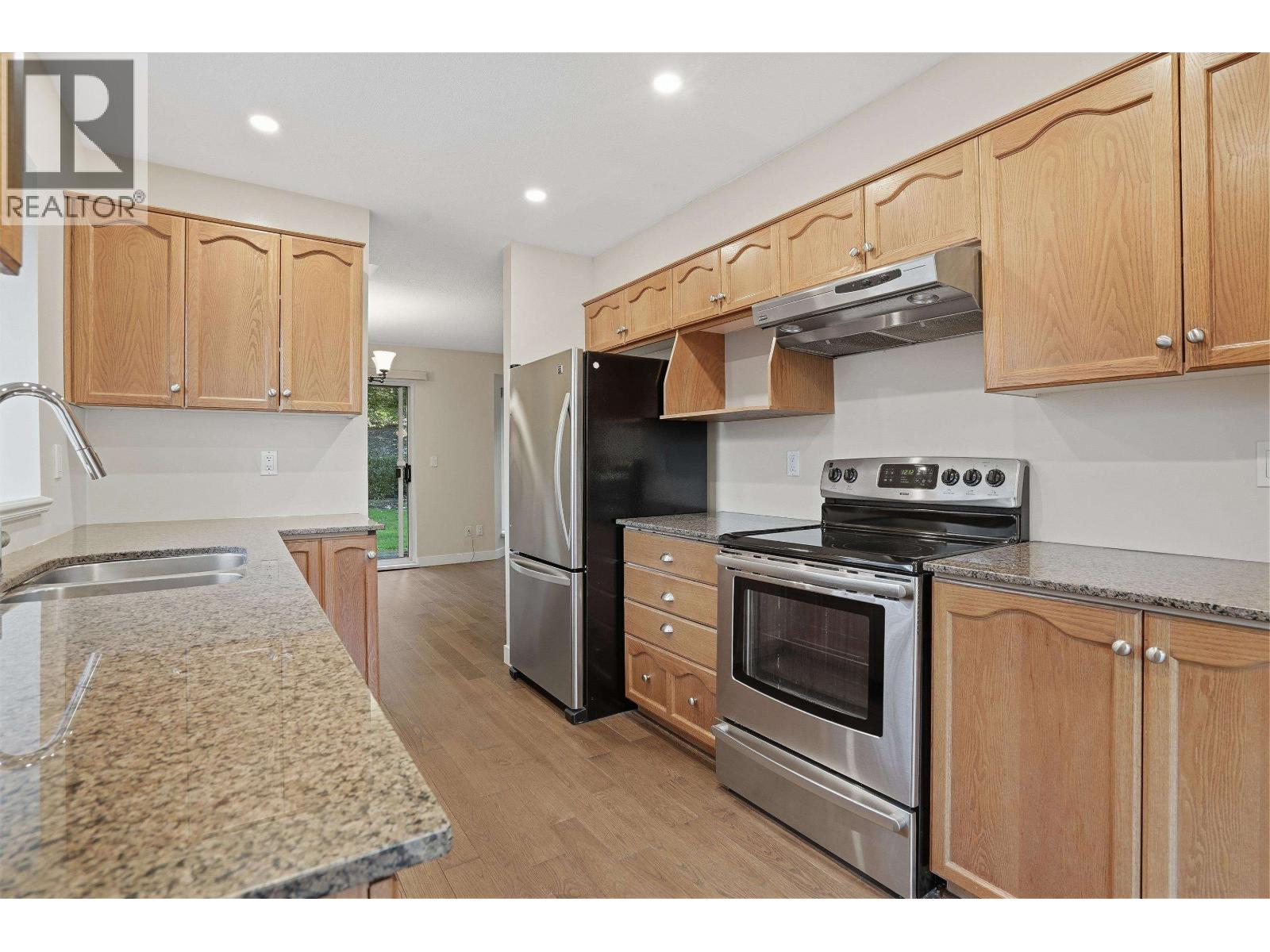 32 22740 116 Avenue, Maple Ridge, British Columbia  V2X 2X7 - Photo 10 - R3098614