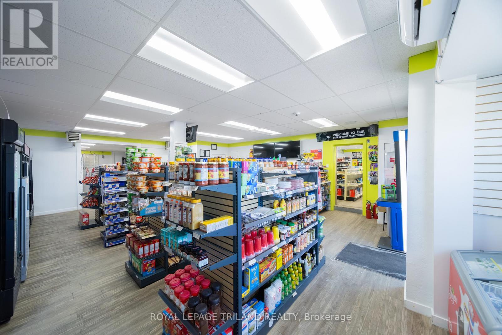 71146 Bluewater Highway, South Huron, Ontario  N0M 1T0 - Photo 21 - X12873016