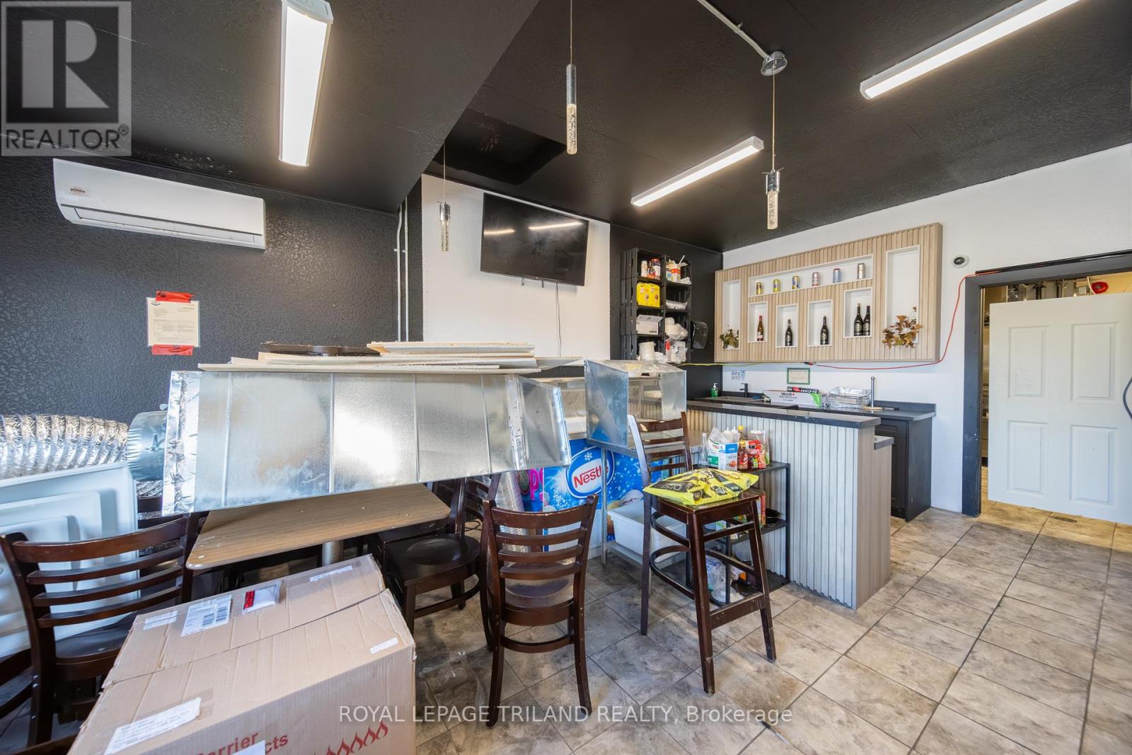 71146 Bluewater Highway, South Huron, Ontario  N0M 1T0 - Photo 31 - X12873016