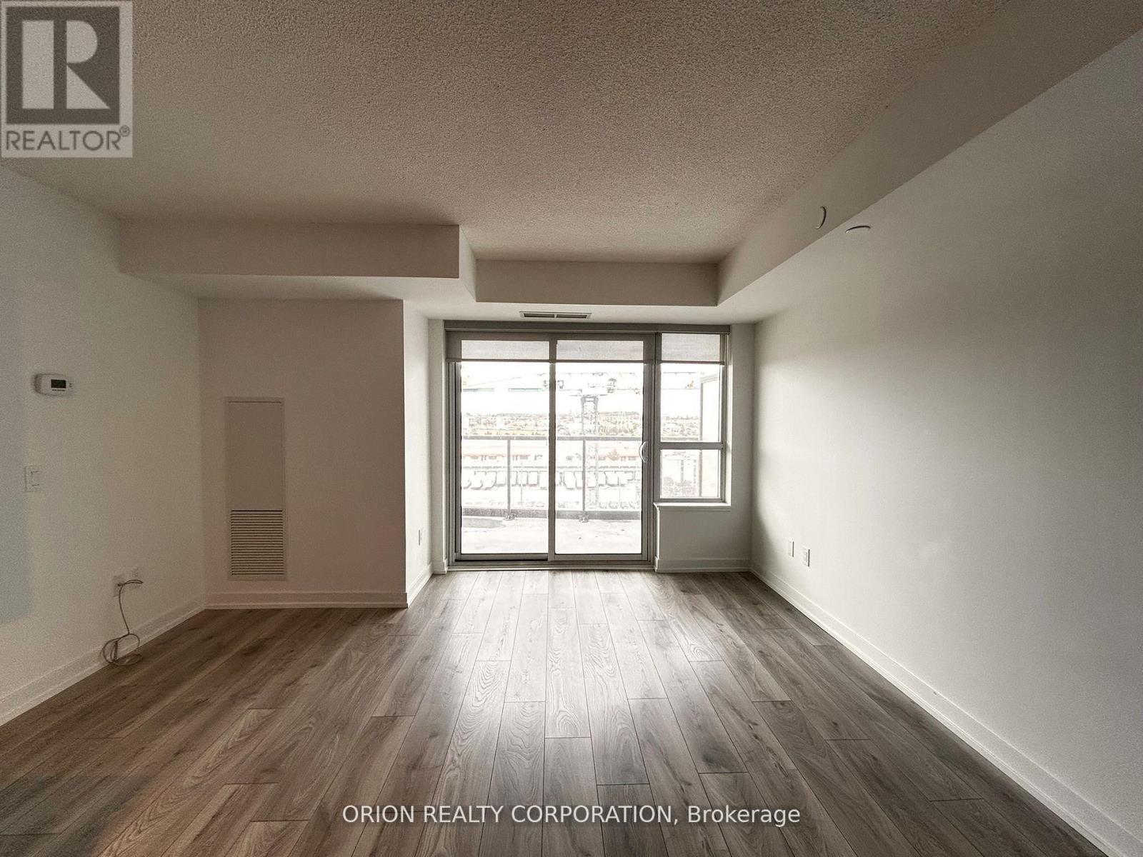 910 - 1455 Celebration Drive, Pickering (Bay Ridges), Ontario  L1W 0C3 - Photo 4 - E12873020