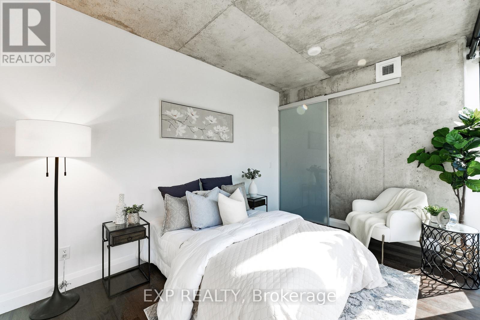 2906 - 224 King Street W, Toronto, Ontario  M5H 0A6 - Photo 13 - C12833926