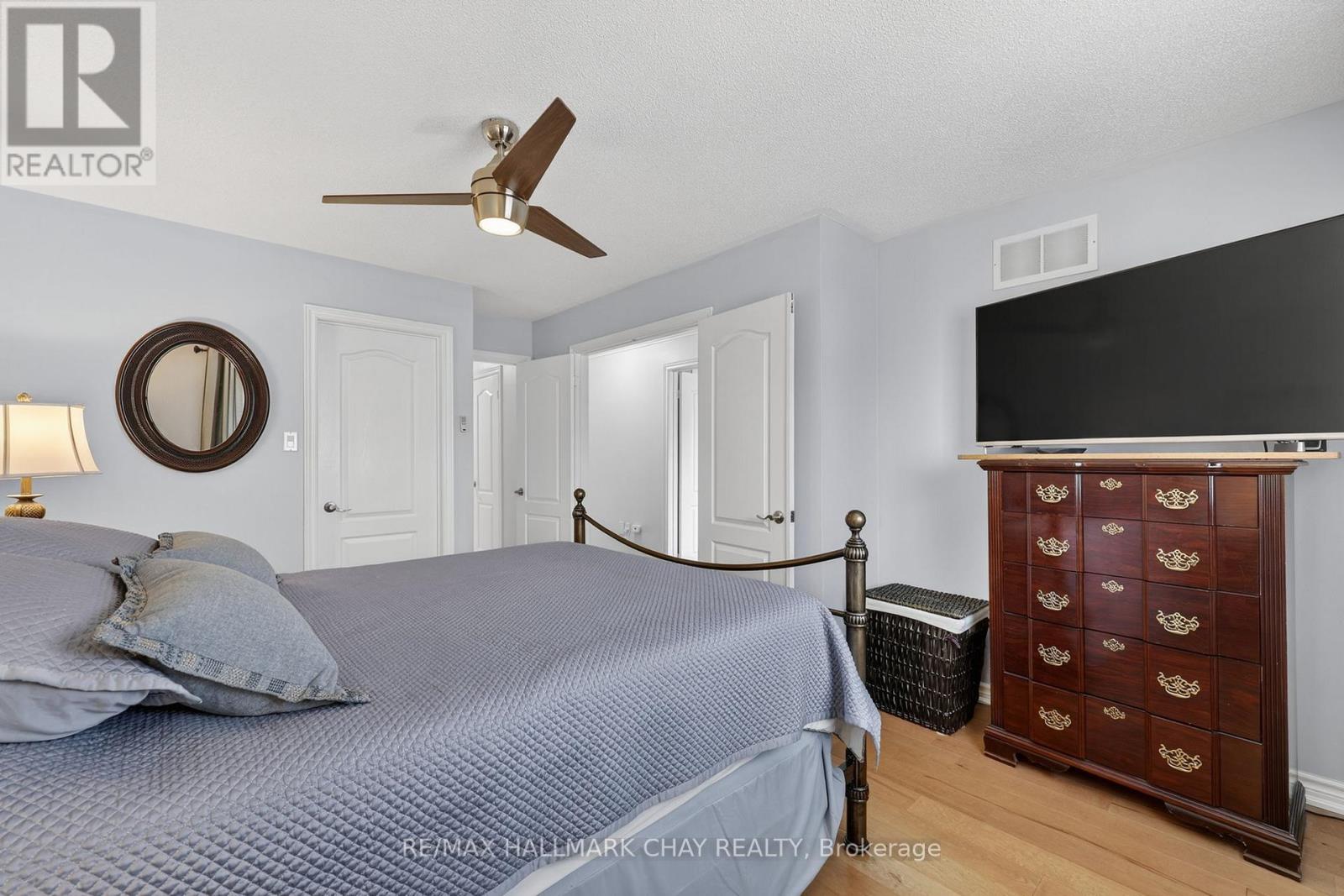 4 Darling Crescent, New Tecumseth, Ontario  L9R 1P4 - Photo 32 - N12873036