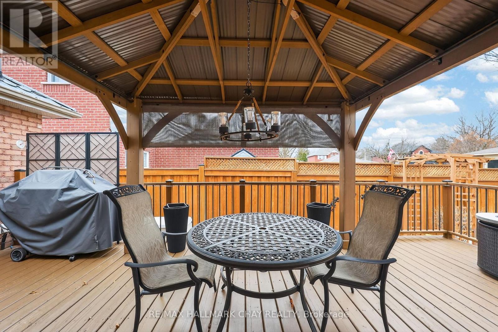 4 Darling Crescent, New Tecumseth, Ontario  L9R 1P4 - Photo 44 - N12873036