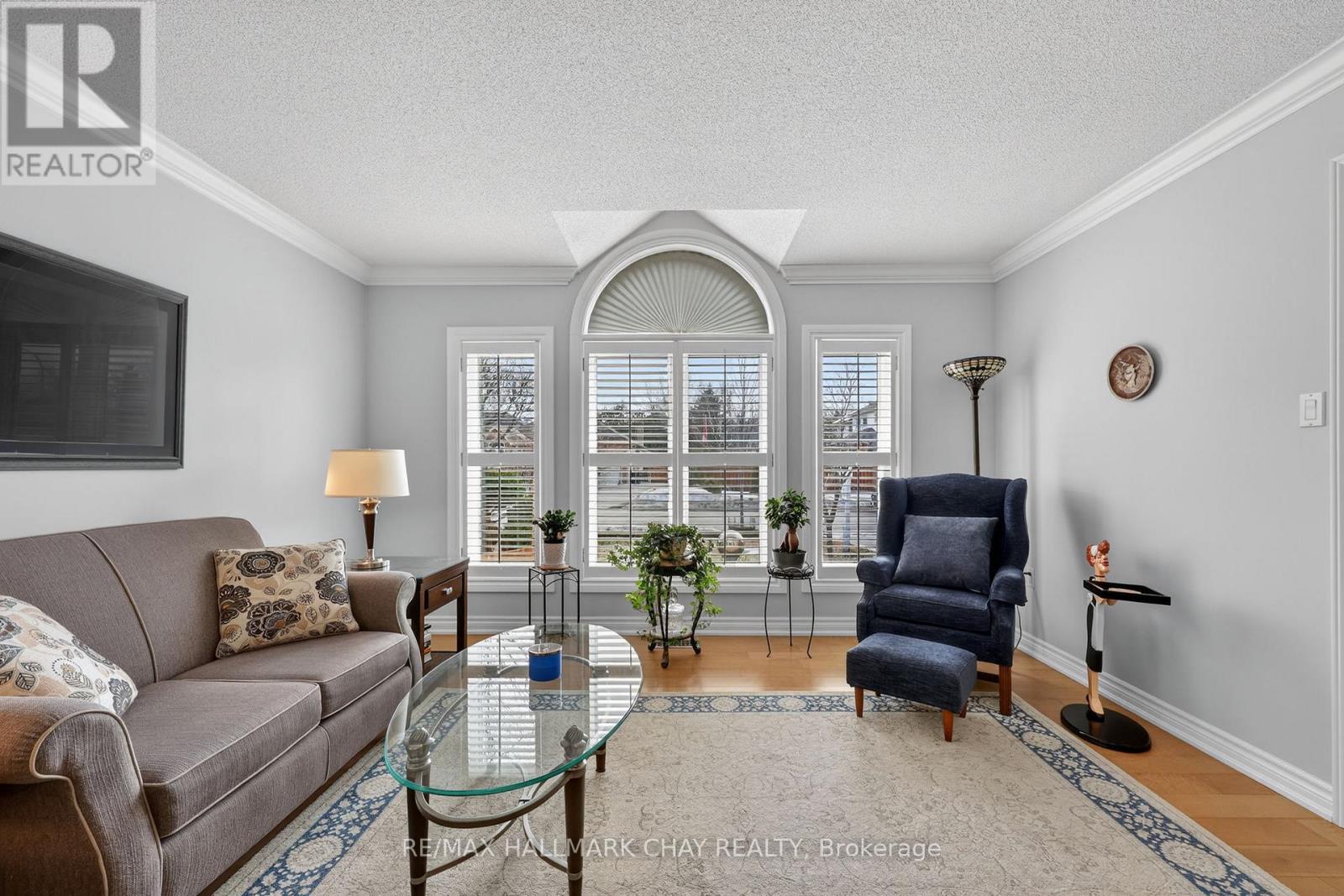 4 Darling Crescent, New Tecumseth, Ontario  L9R 1P4 - Photo 7 - N12873036