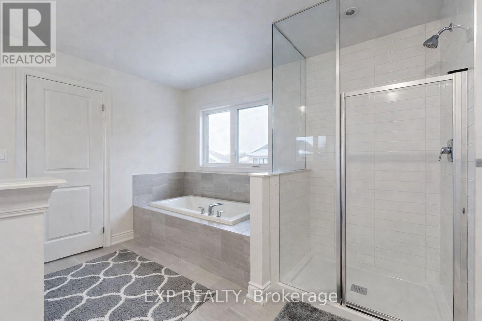 19 Meadow Vista Crescent, East Gwillimbury, Ontario  L9N 0T4 - Photo 24 - N12873040