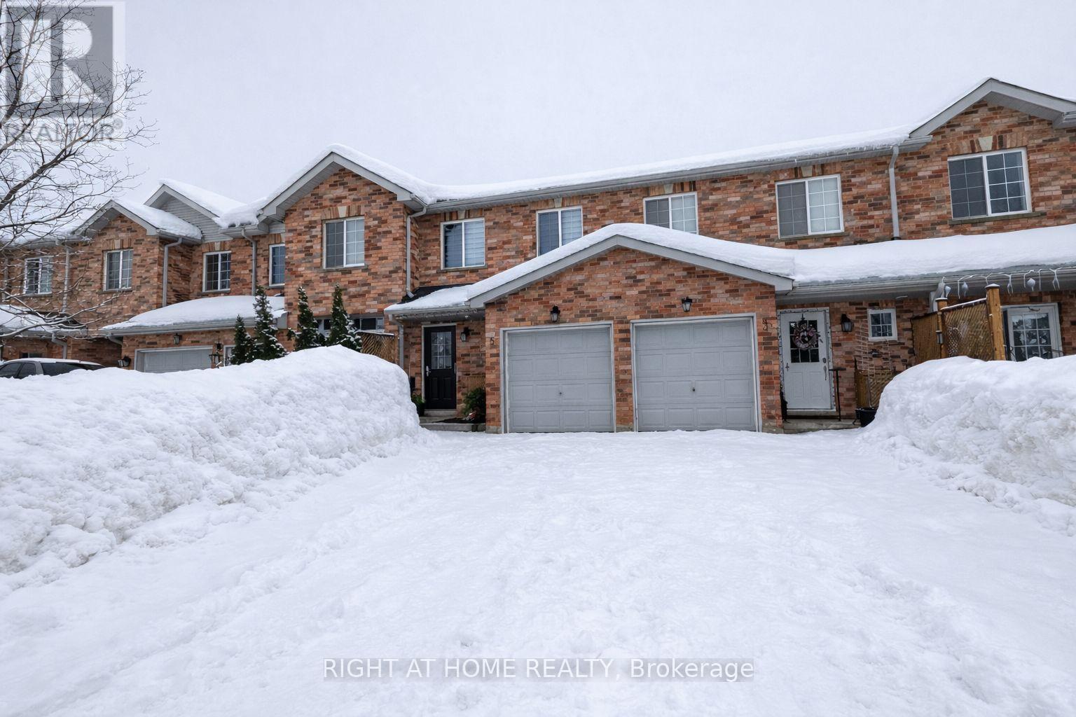 5 Michelle Drive, Orillia, Ontario  L3V 0B3 - Photo 1 - S12872962