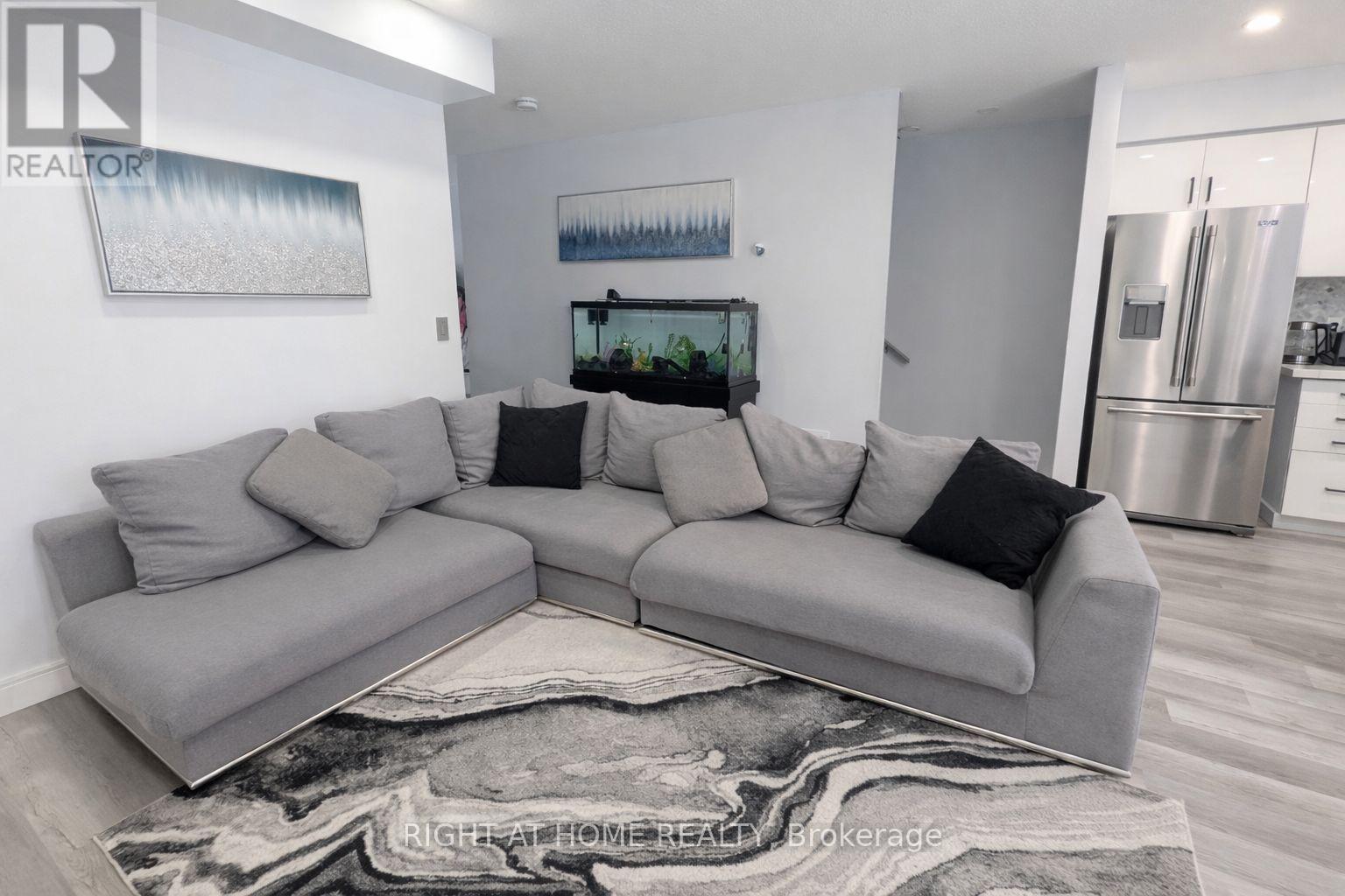 5 Michelle Drive, Orillia, Ontario  L3V 0B3 - Photo 10 - S12872962