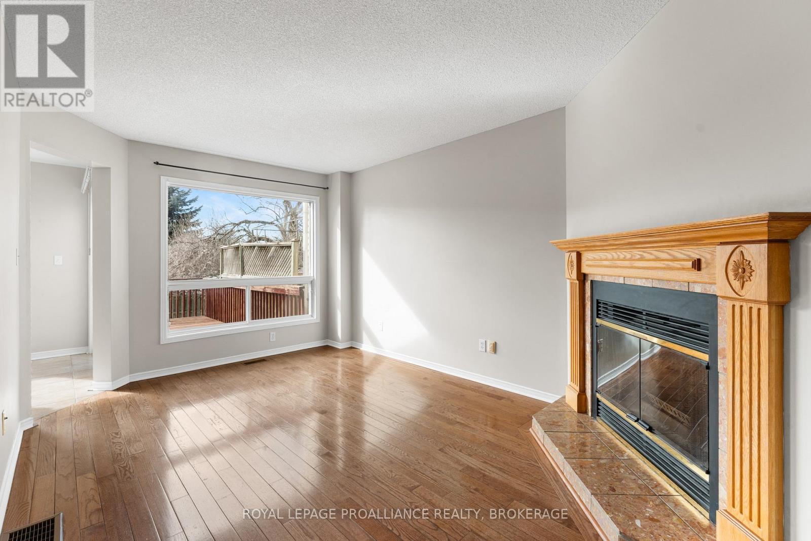 397 Malabar Drive, Kingston (East Gardiners Rd), Ontario  K7M 8X1 - Photo 14 - X12872940