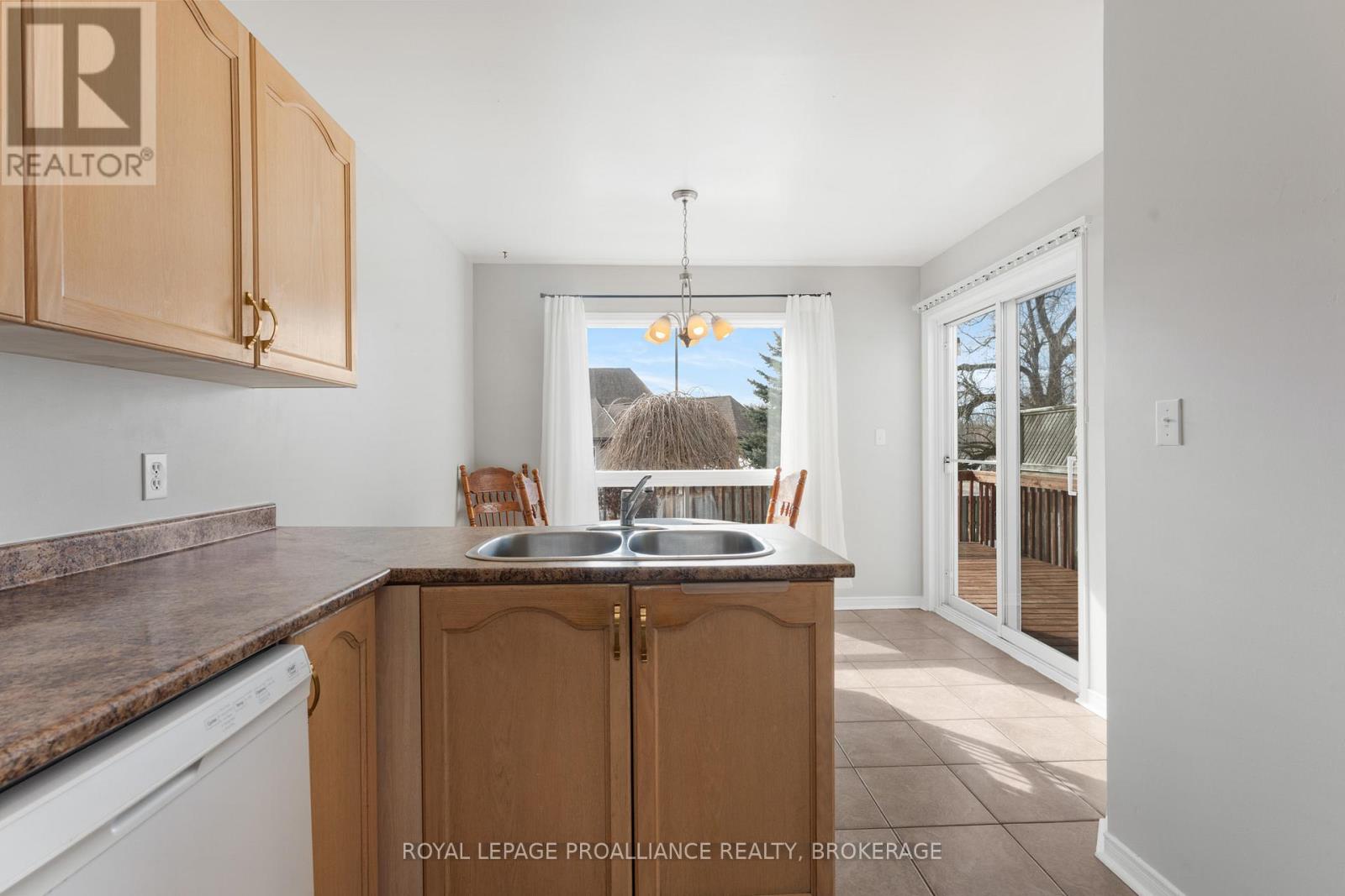 397 Malabar Drive, Kingston (East Gardiners Rd), Ontario  K7M 8X1 - Photo 27 - X12872940