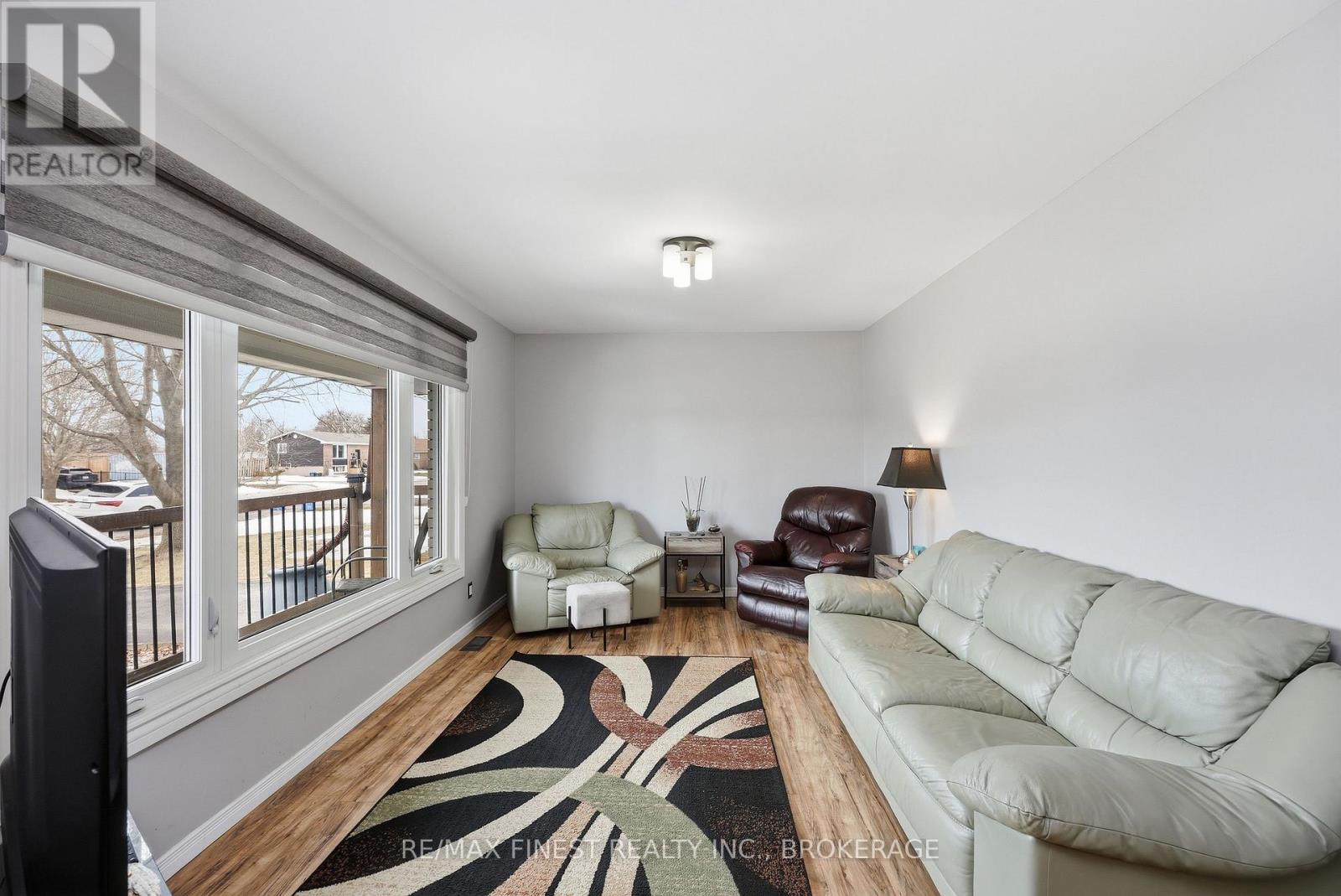 51 Harvard Place, Loyalist (Amherstview), Ontario  K7N 1J5 - Photo 22 - X12872968