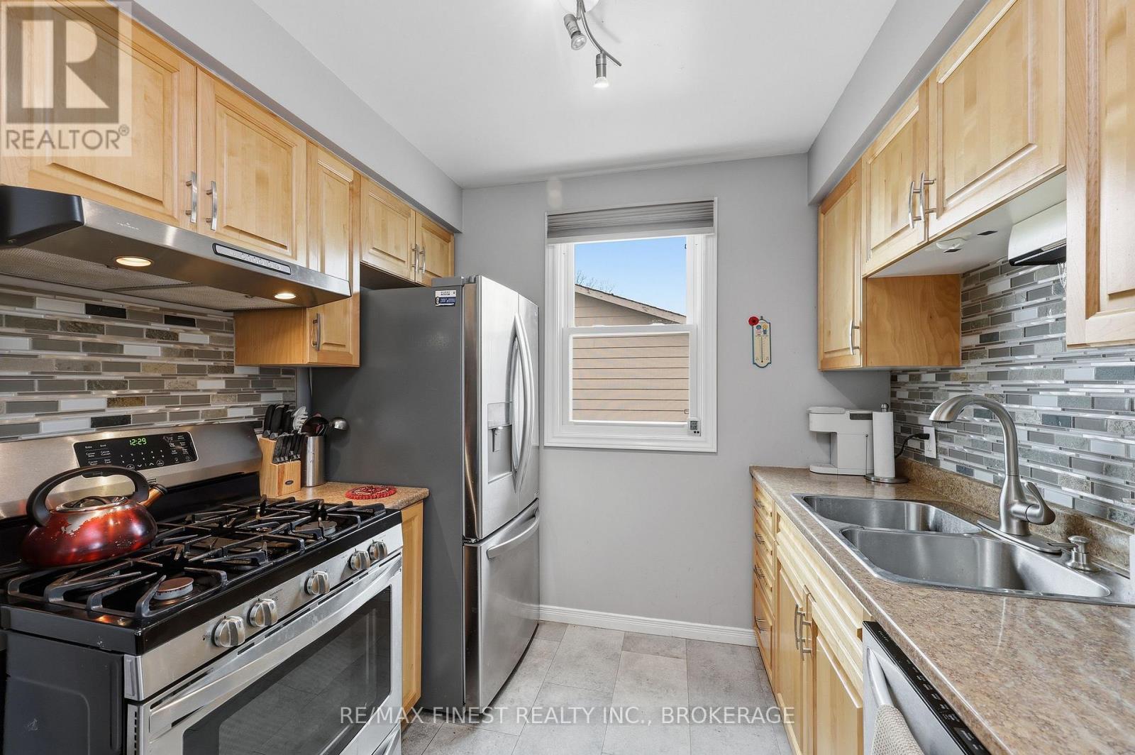 51 Harvard Place, Loyalist (Amherstview), Ontario  K7N 1J5 - Photo 29 - X12872968