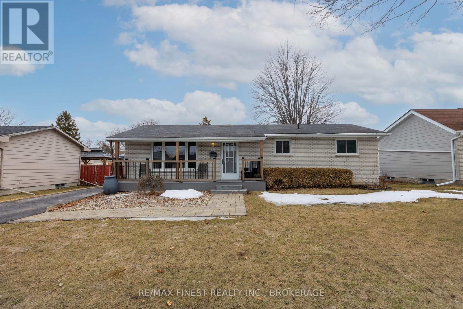 51 Harvard Place, Loyalist (Amherstview), Ontario  K7N 1J5 - Photo 3 - X12872968