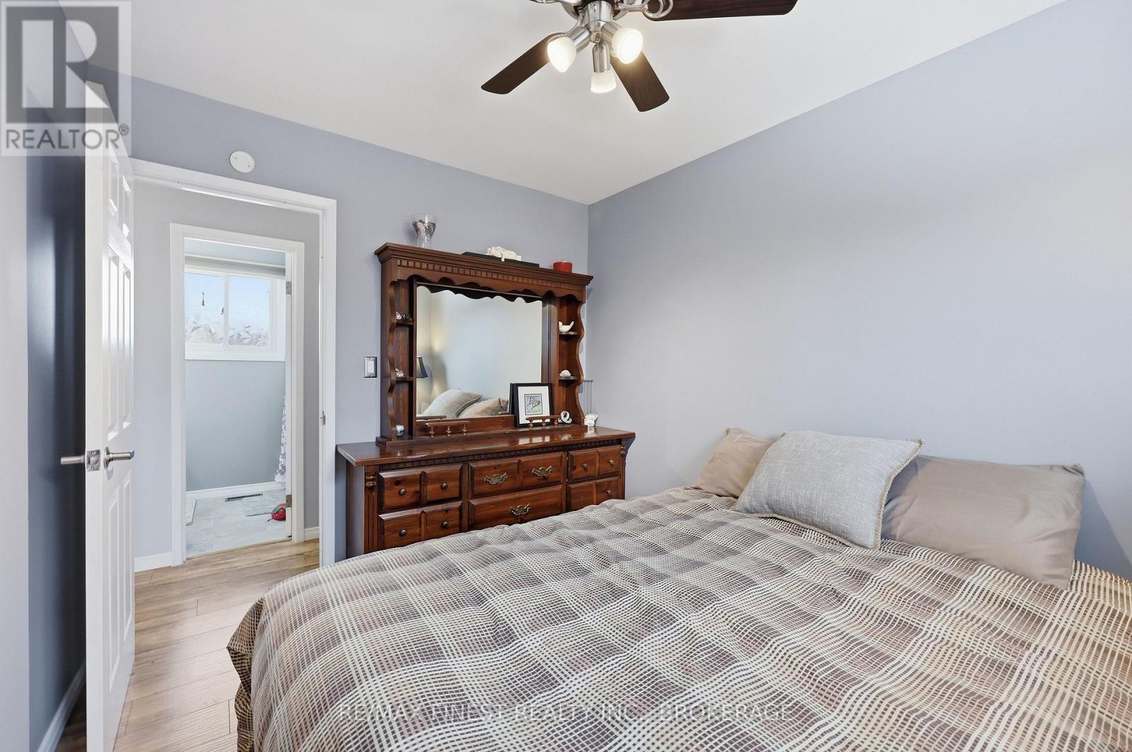 51 Harvard Place, Loyalist (Amherstview), Ontario  K7N 1J5 - Photo 35 - X12872968