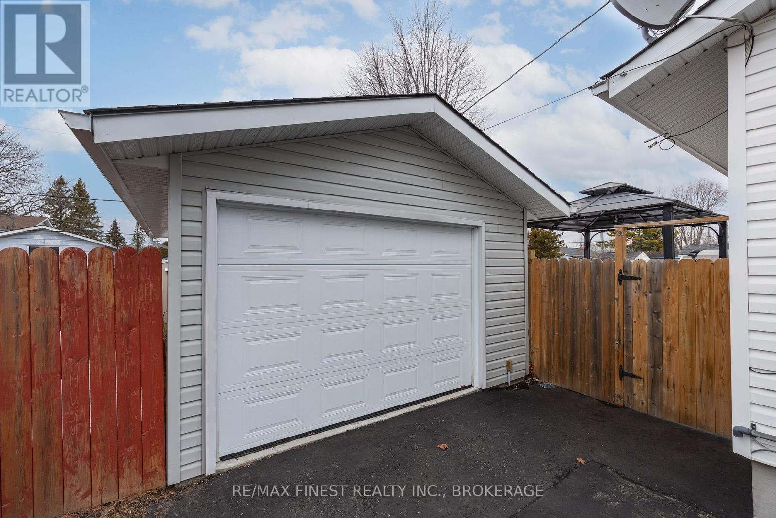 51 Harvard Place, Loyalist (Amherstview), Ontario  K7N 1J5 - Photo 6 - X12872968