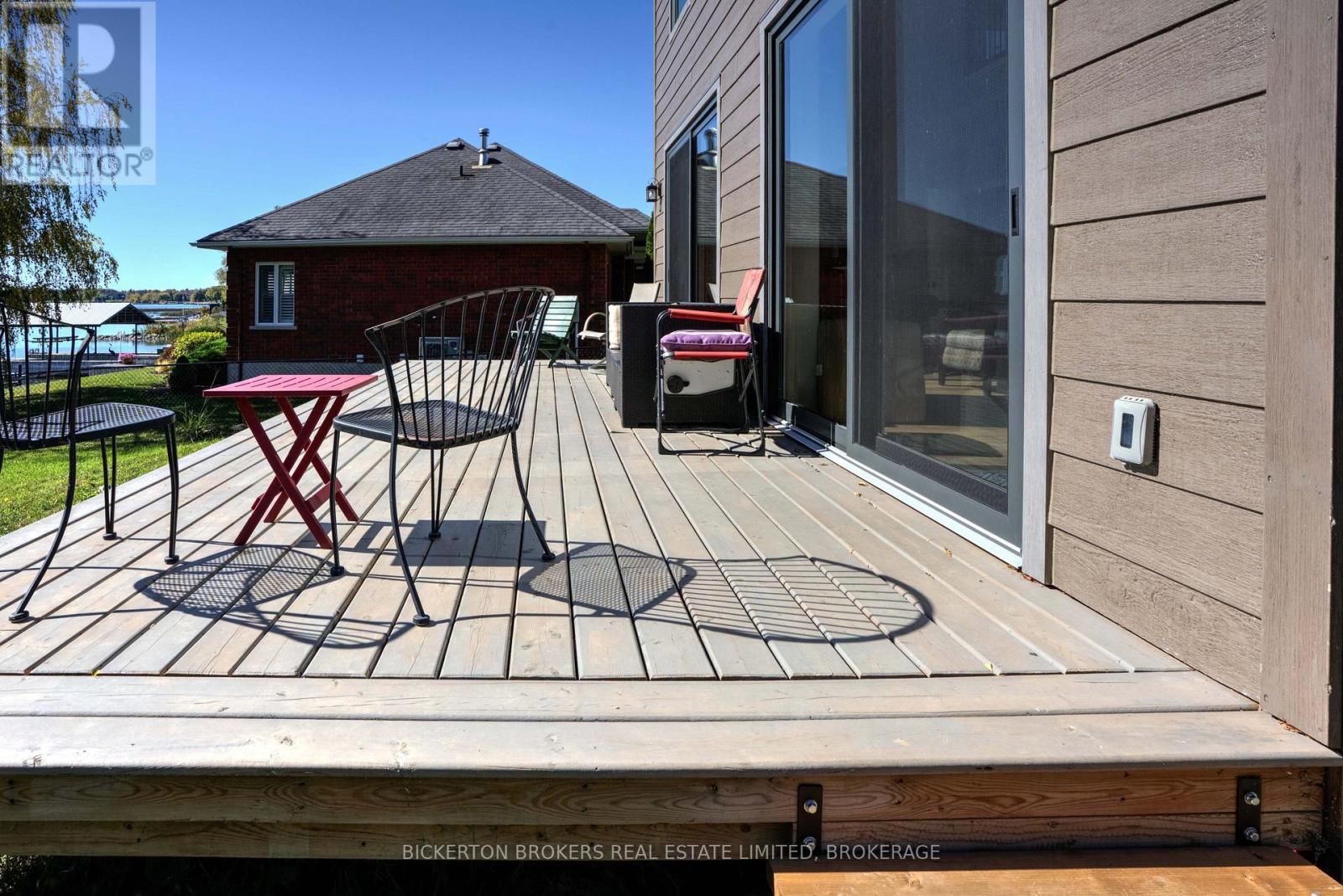 113 Willowbank Road, Front Of Leeds & Seeleys Bay, Ontario  K7G 2V5 - Photo 16 - X12873002