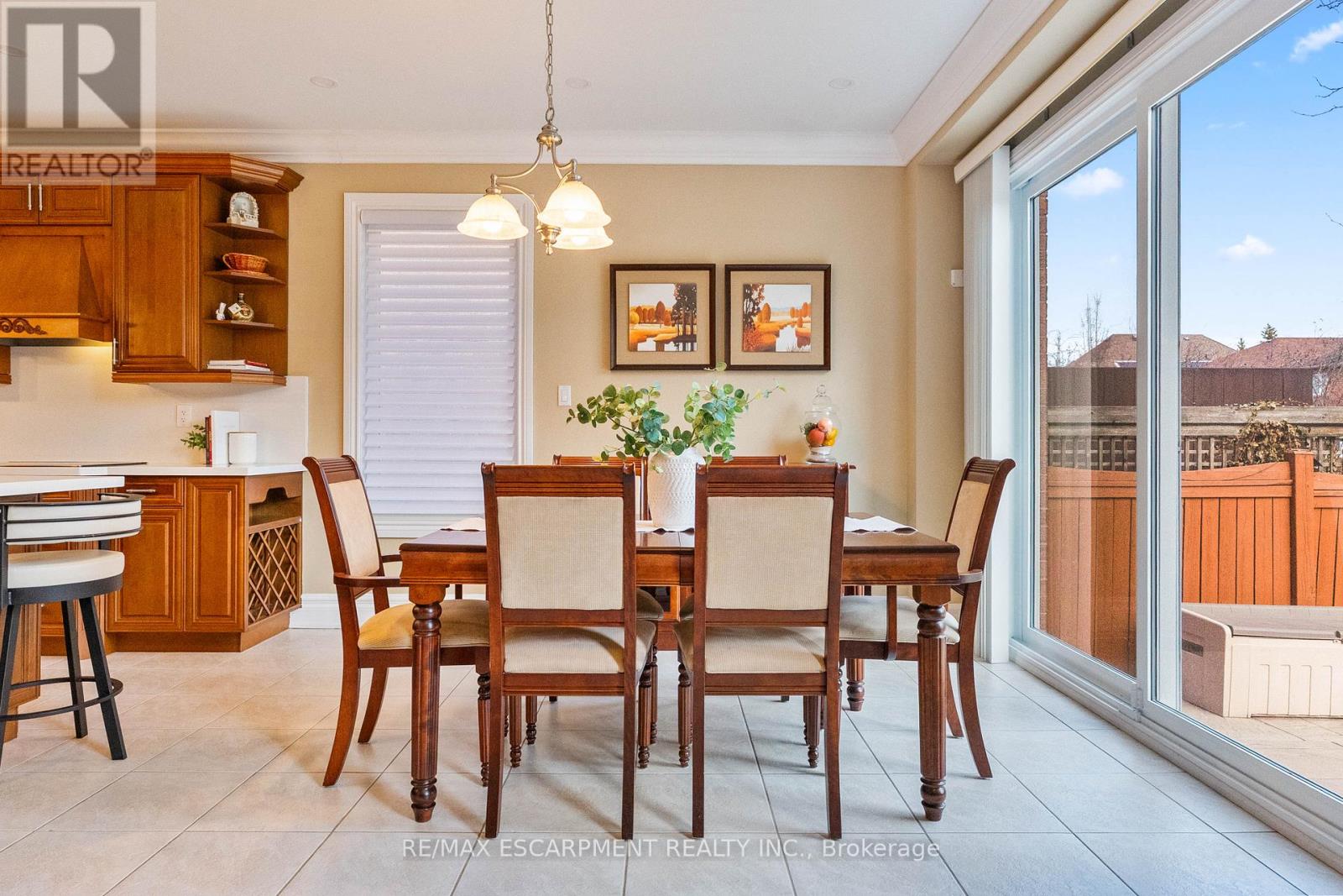 3402 Buena Vista Court, Oakville, Ontario  L6L 6W6 - Photo 13 - W12872960