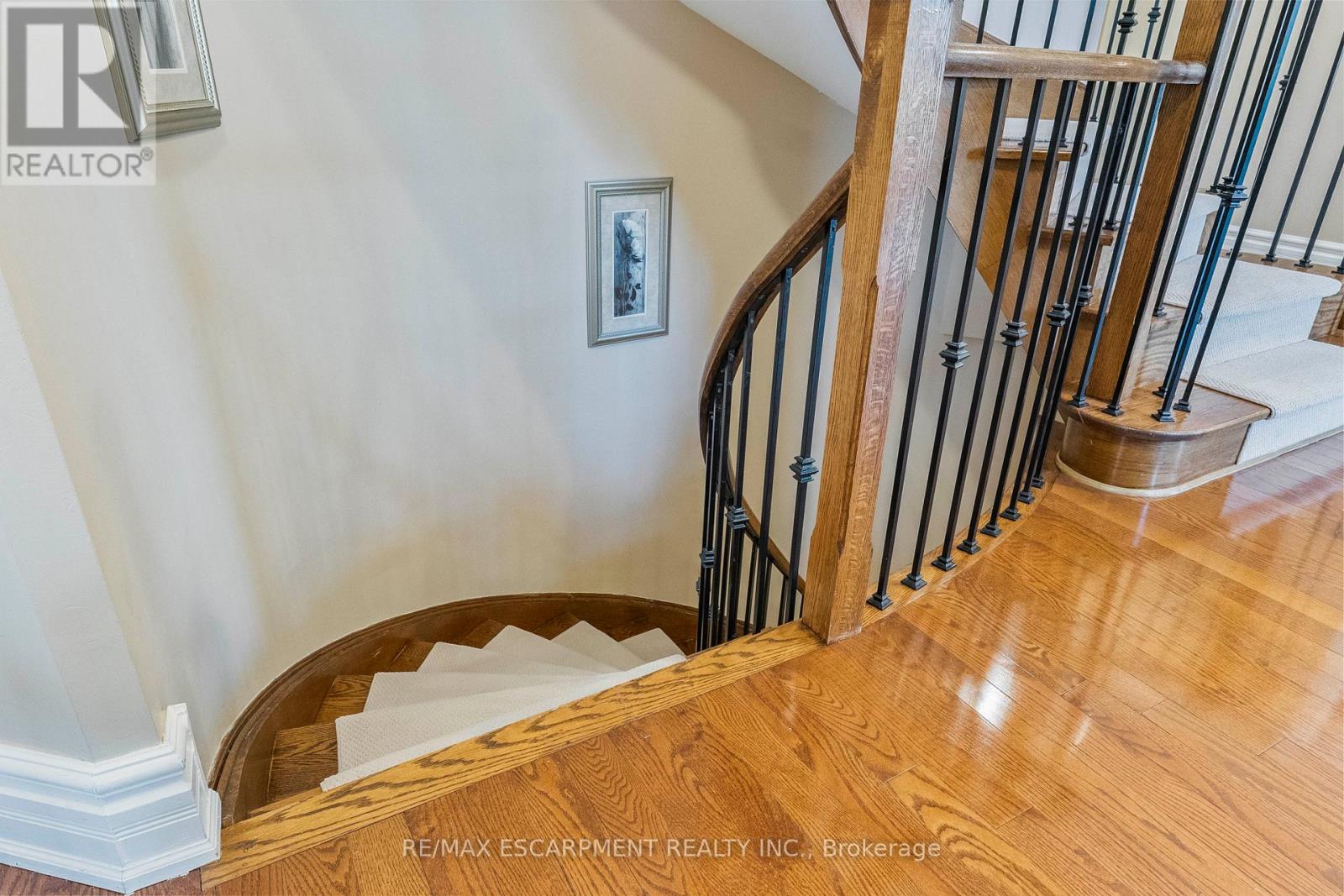 3402 Buena Vista Court, Oakville, Ontario  L6L 6W6 - Photo 40 - W12872960