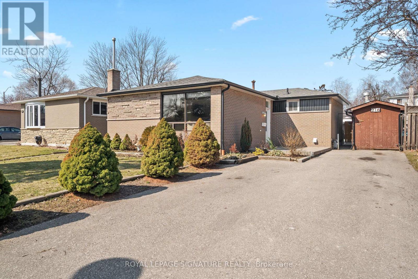 216 Folkstone Crescent, Brampton, Ontario  L6T 3N6 - Photo 28 - W12872980