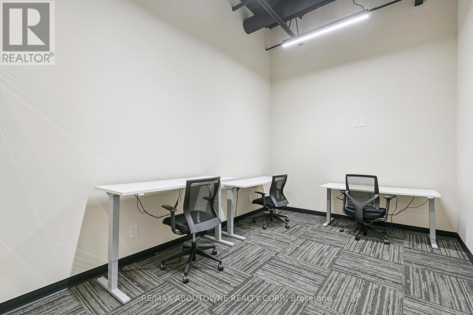 211-C - 320 Matheson Boulevard W, Mississauga, Ontario  L5R 0H2 - Photo 17 - W12872982