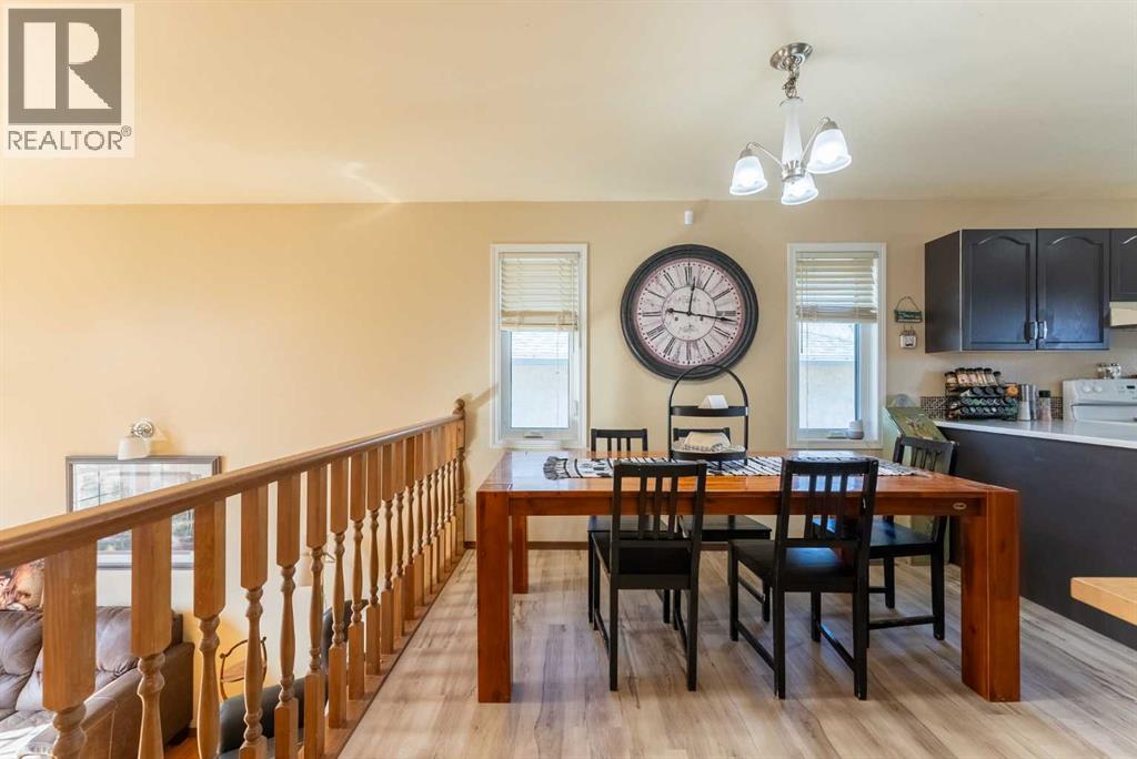 198 Mt Blakiston Road W, Lethbridge, Alberta  T1K 6M5 - Photo 19 - A2290960