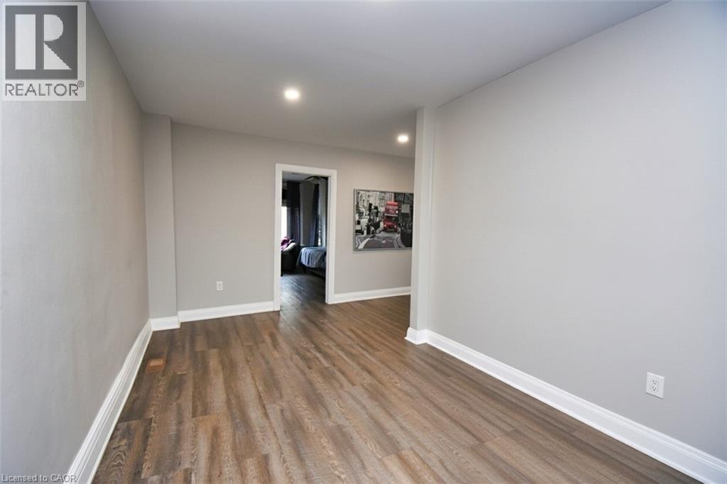 242 James Street S, Hamilton, Ontario  L8P 3B3 - Photo 7 - 40805471