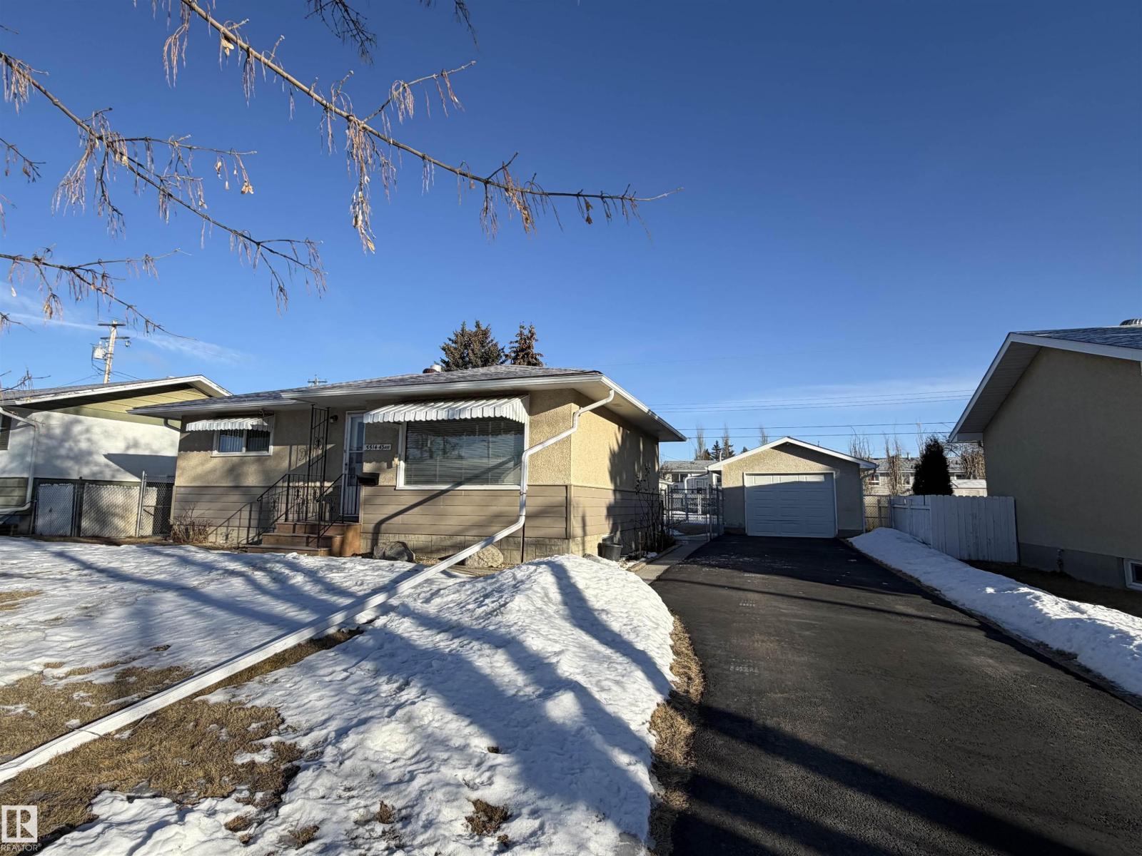 5514 43 AV, wetaskiwin, Alberta