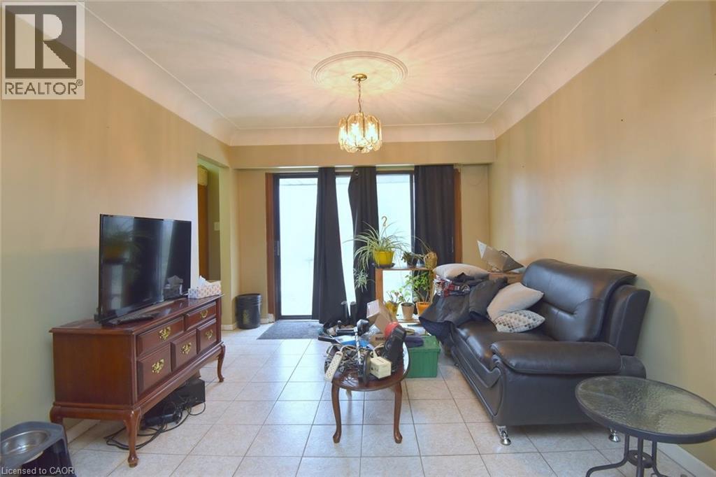 938 Courtland Drive, Ancaster, Ontario  L9G 3L1 - Photo 12 - 40811435