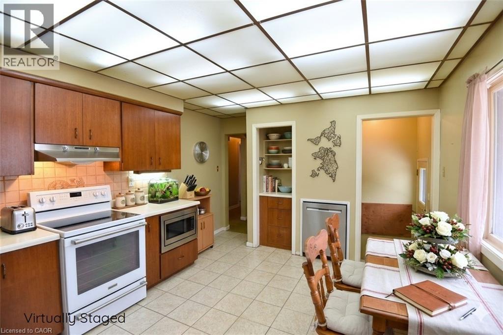 938 Courtland Drive, Ancaster, Ontario  L9G 3L1 - Photo 13 - 40811435