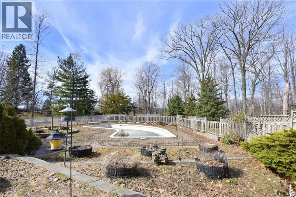 938 Courtland Drive, Ancaster, Ontario  L9G 3L1 - Photo 33 - 40811435