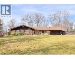 938 COURTLAND Drive, Ancaster, Ontario