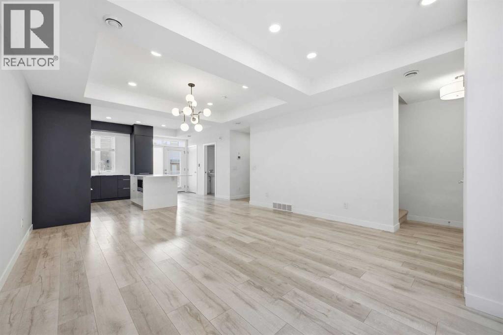 4010 Kovitz Lane Nw, Calgary, Alberta  T3B 6A8 - Photo 6 - A2290326