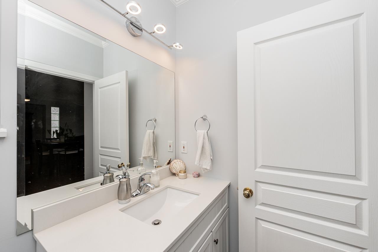 6470 185a Street, Surrey, British Columbia  V3S 8S9 - Photo 9 - R3097713