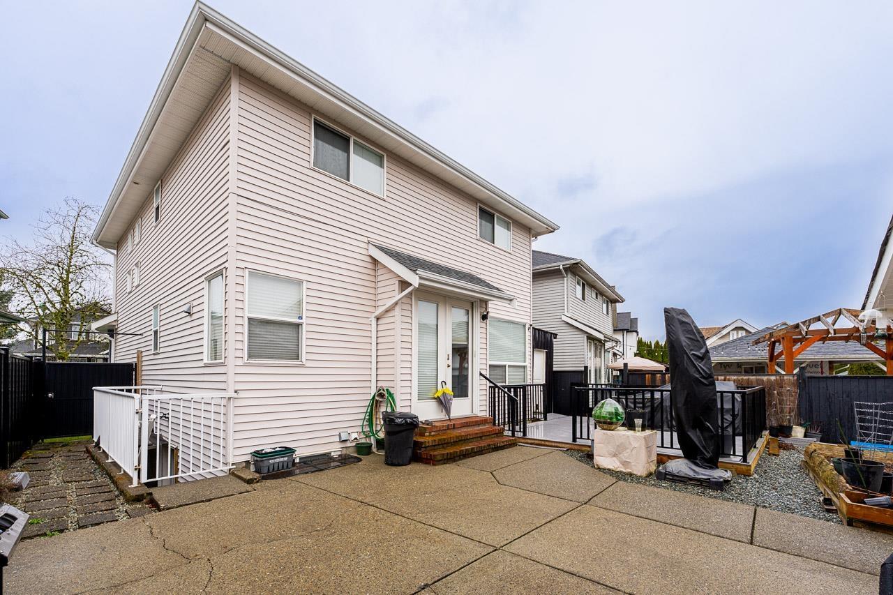 6470 185a Street, Surrey, British Columbia  V3S 8S9 - Photo 32 - R3097713