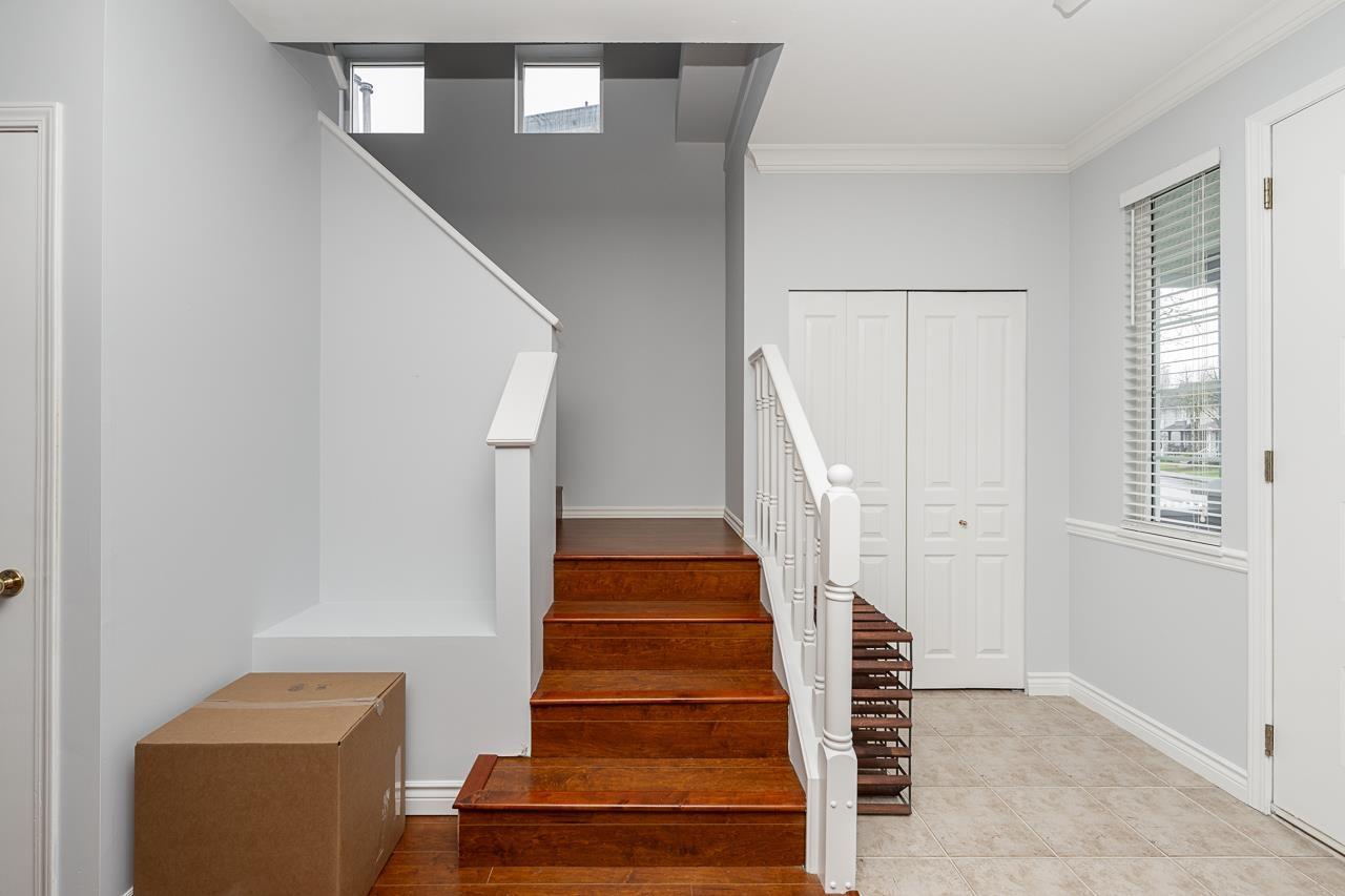 6470 185a Street, Surrey, British Columbia  V3S 8S9 - Photo 6 - R3097713