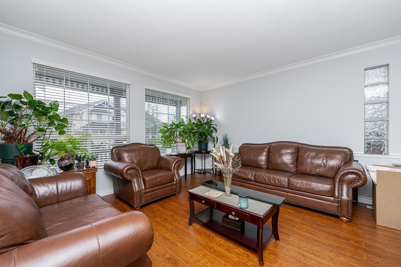 6470 185a Street, Surrey, British Columbia  V3S 8S9 - Photo 4 - R3097713