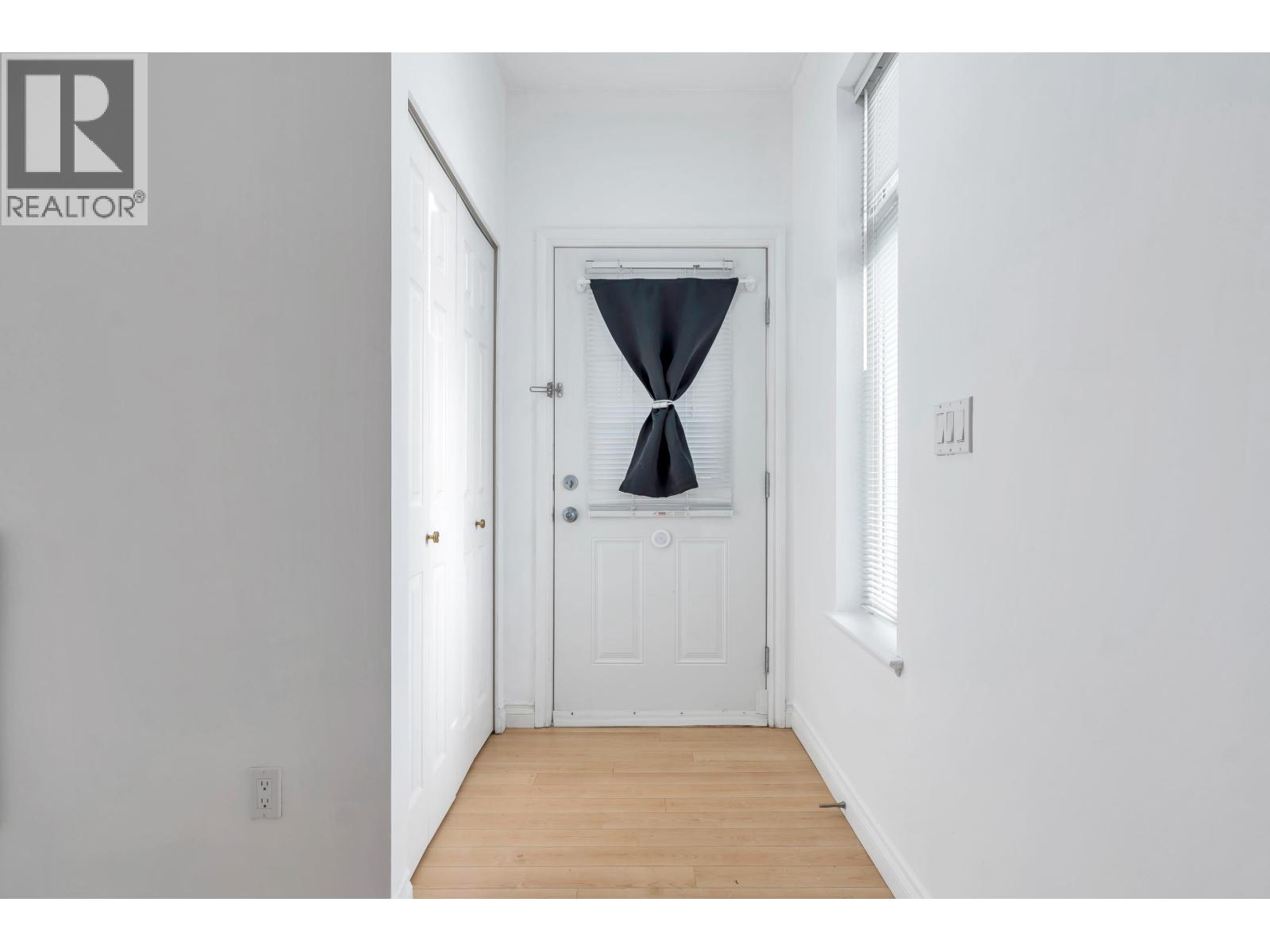 119 7333 E 16th Avenue, Burnaby, British Columbia  V3N 0A8 - Photo 3 - R3098833