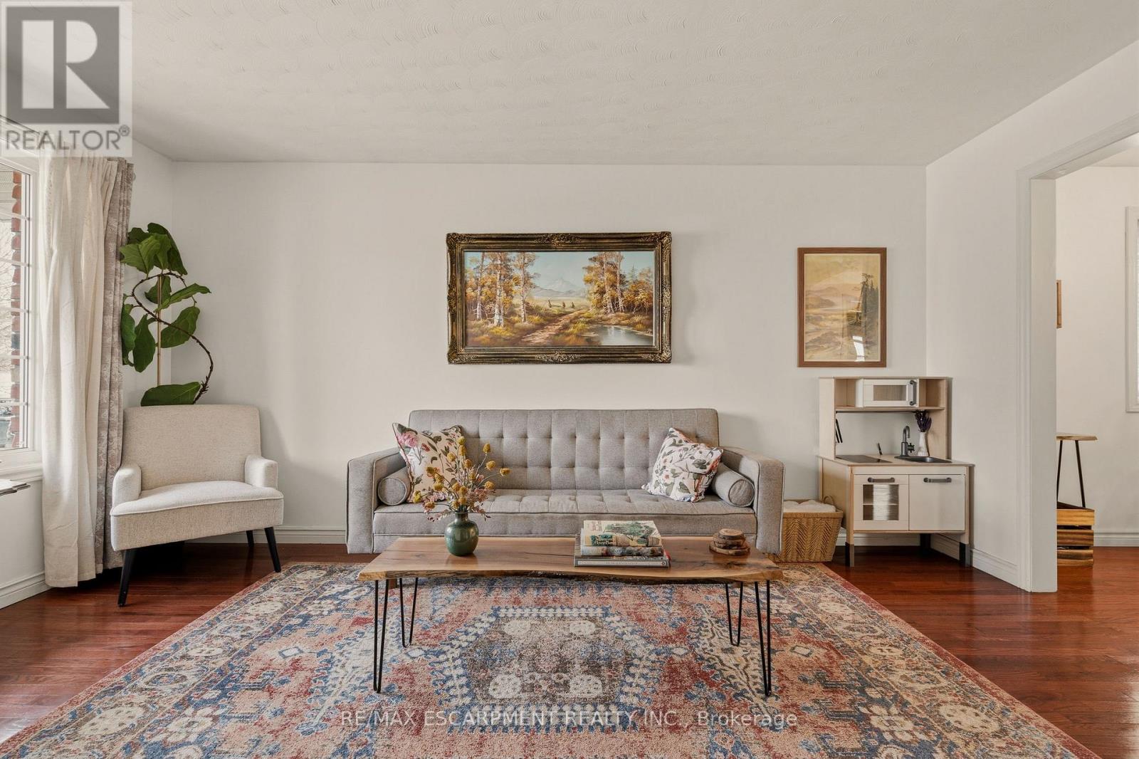 44 Marion Street, Hamilton, Ontario  L0R 1W0 - Photo 6 - X12872932