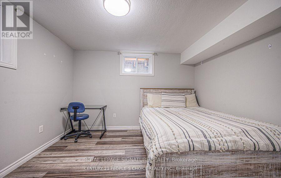 843 Brandenburg Boulevard, Waterloo, Ontario  N2T 2X6 - Photo 7 - X12873000